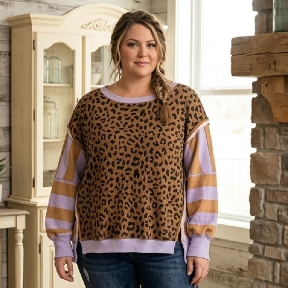 BiBi Sweaters - BiBi NWOT Leopard Print Colorblock Sweatshirt Top Oversized